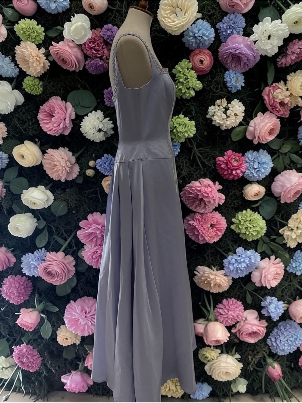 Elegant Periwinkle Square-Neck Satin Wedding Bridesmaid Dress with Beaded Straps - Picture 6 of 10